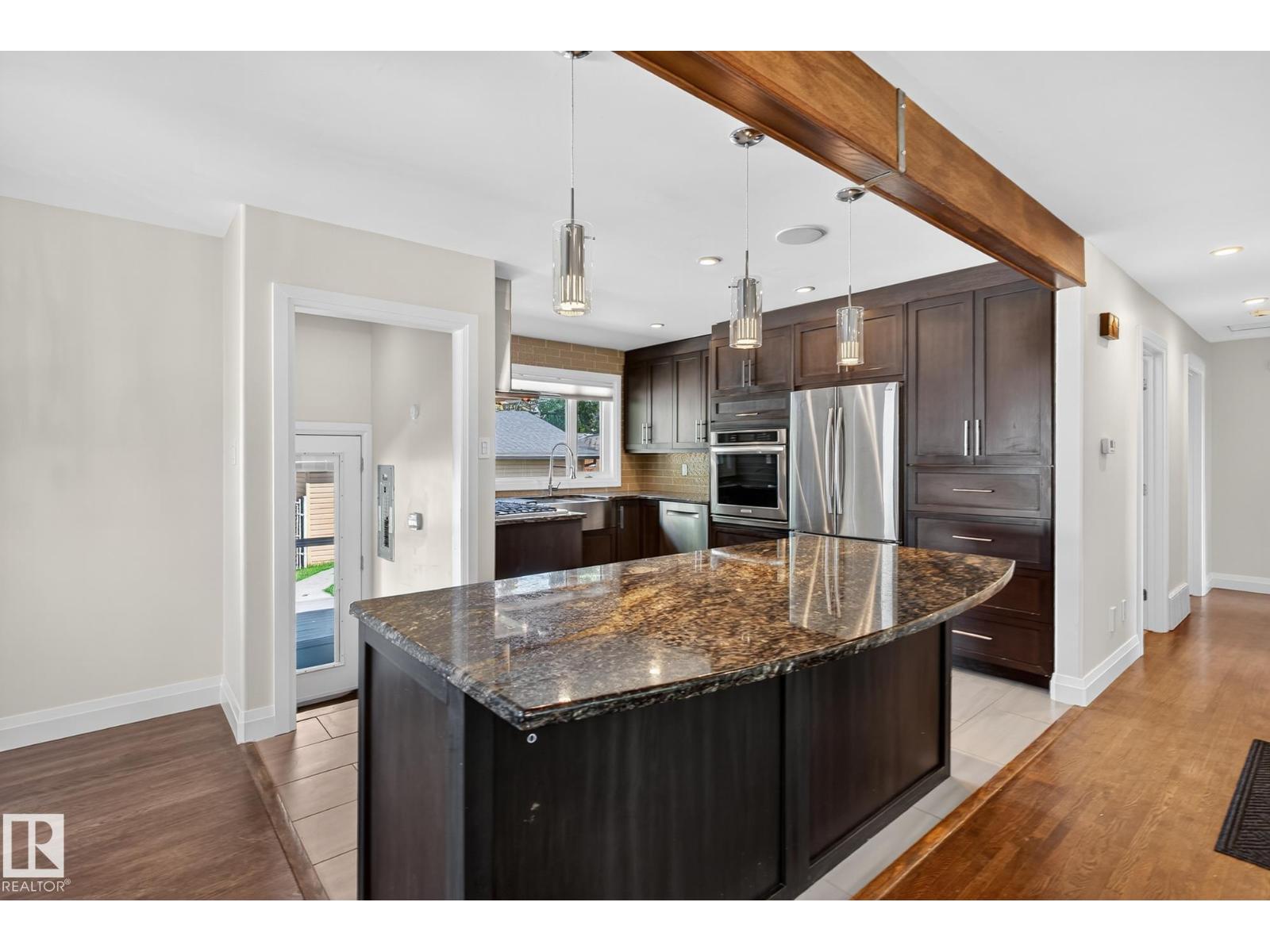 Photo 12 of 7228 96 B Av Nw, Edmonton AB