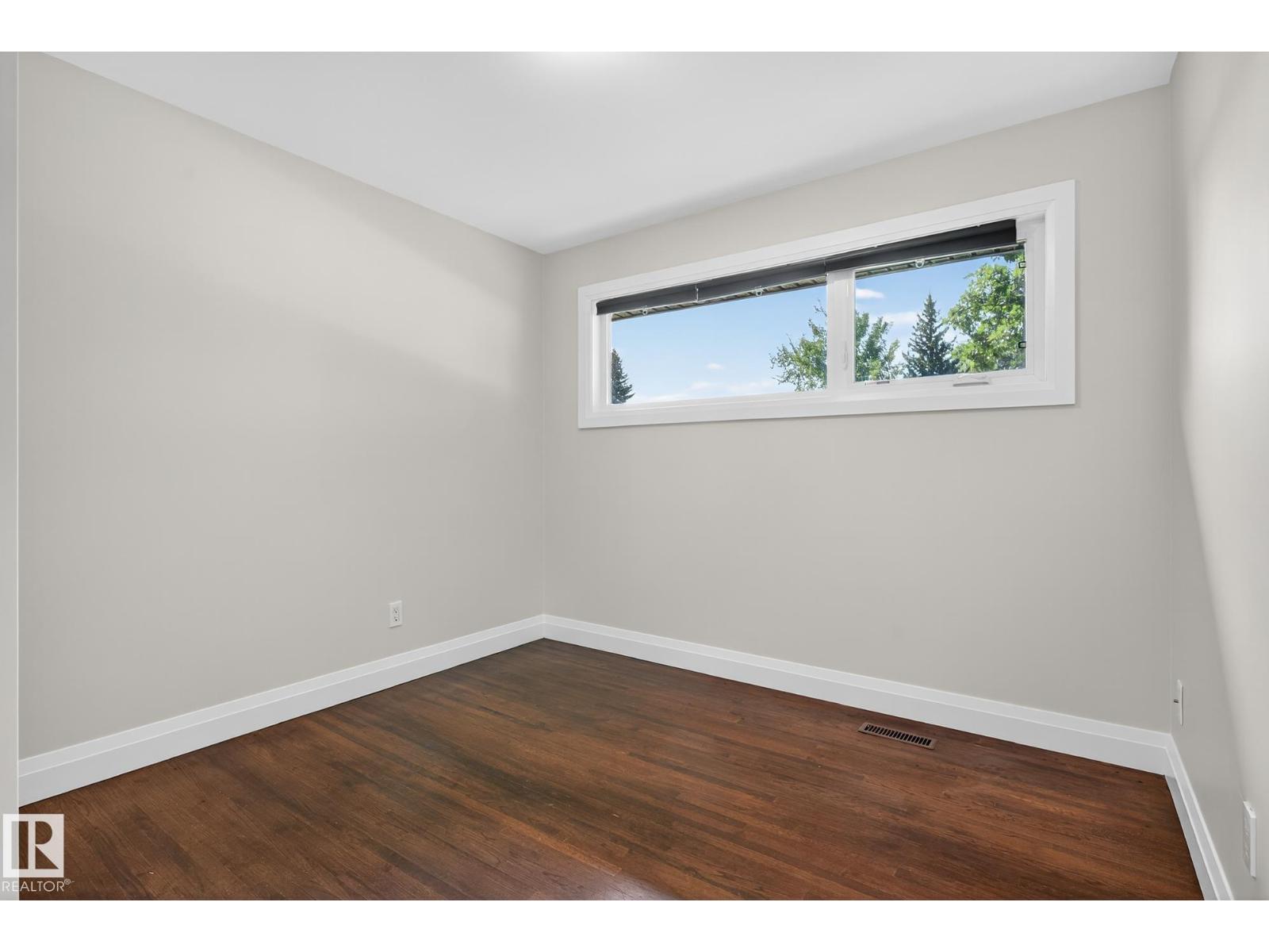 Photo 23 of 7228 96 B Av Nw, Edmonton AB