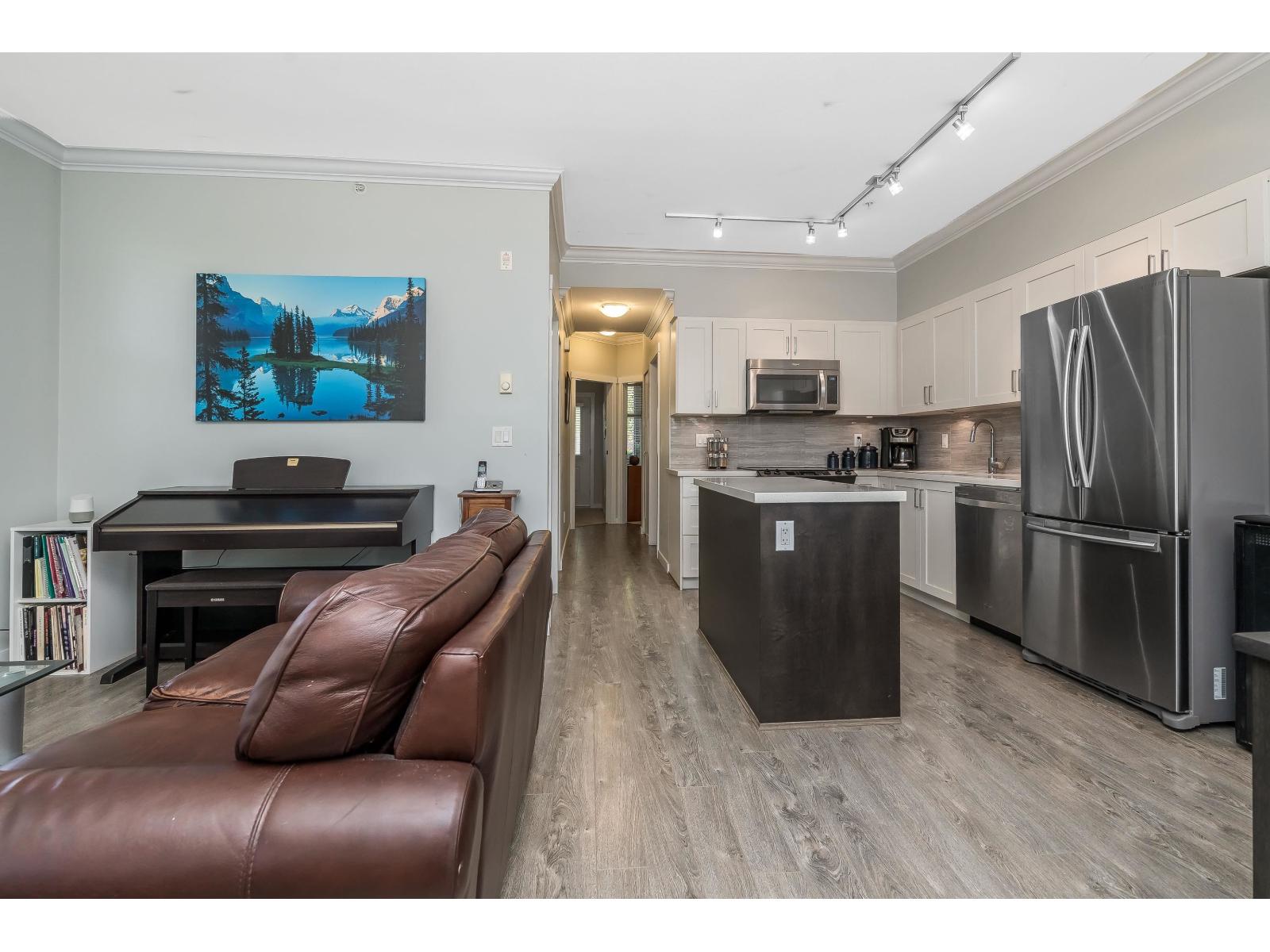 105 6706 192 ST DIVERSION, Surrey