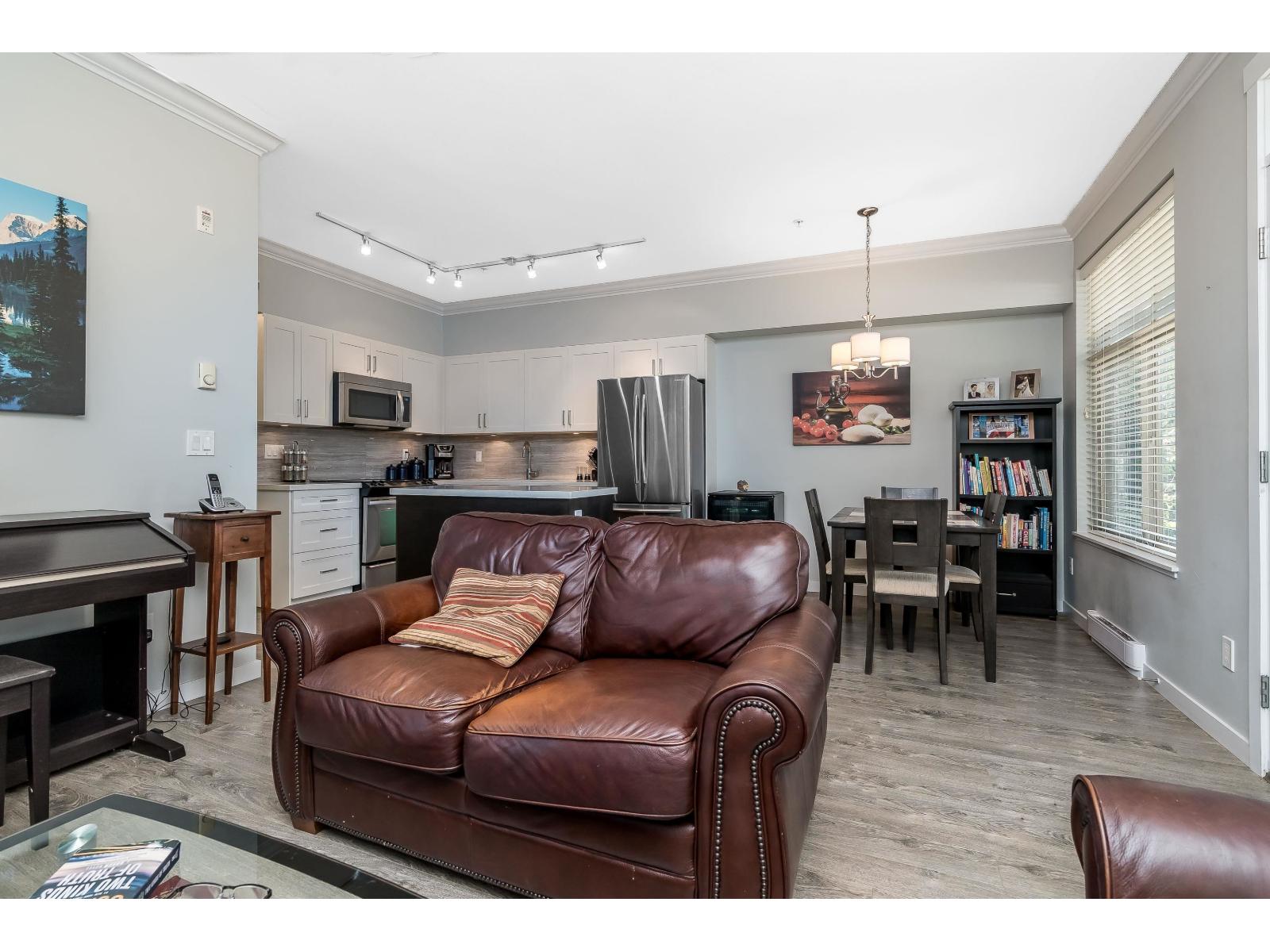 105 6706 192 ST DIVERSION, Surrey