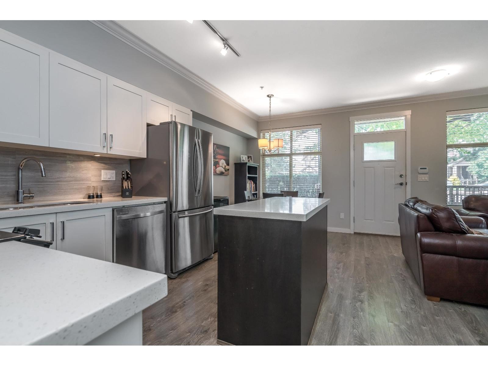 105 6706 192 ST DIVERSION, Surrey