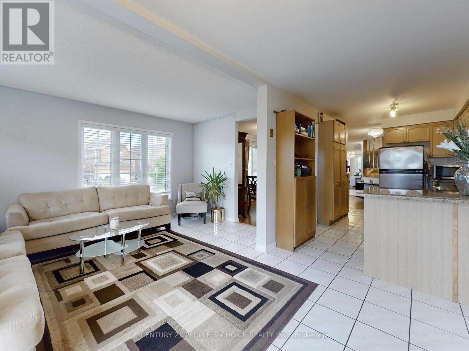 Photo 13 of 5998 Gant Crescent, Mississauga ON