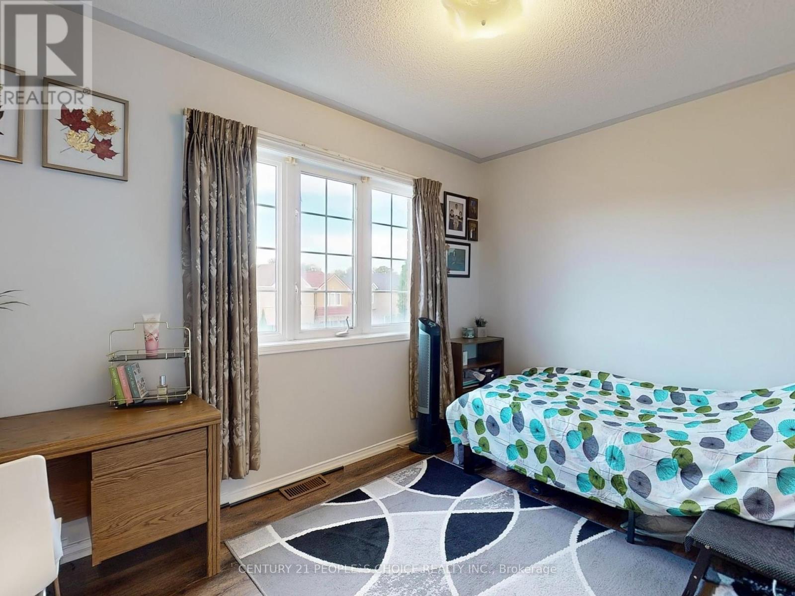 Photo 22 of 5998 Gant Crescent, Mississauga ON