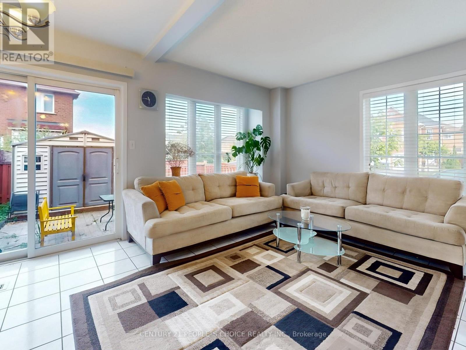 Photo 10 of 5998 Gant Crescent, Mississauga ON