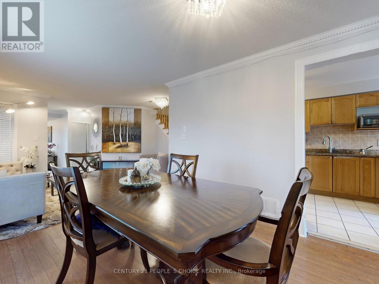 Photo 9 of 5998 Gant Crescent, Mississauga ON