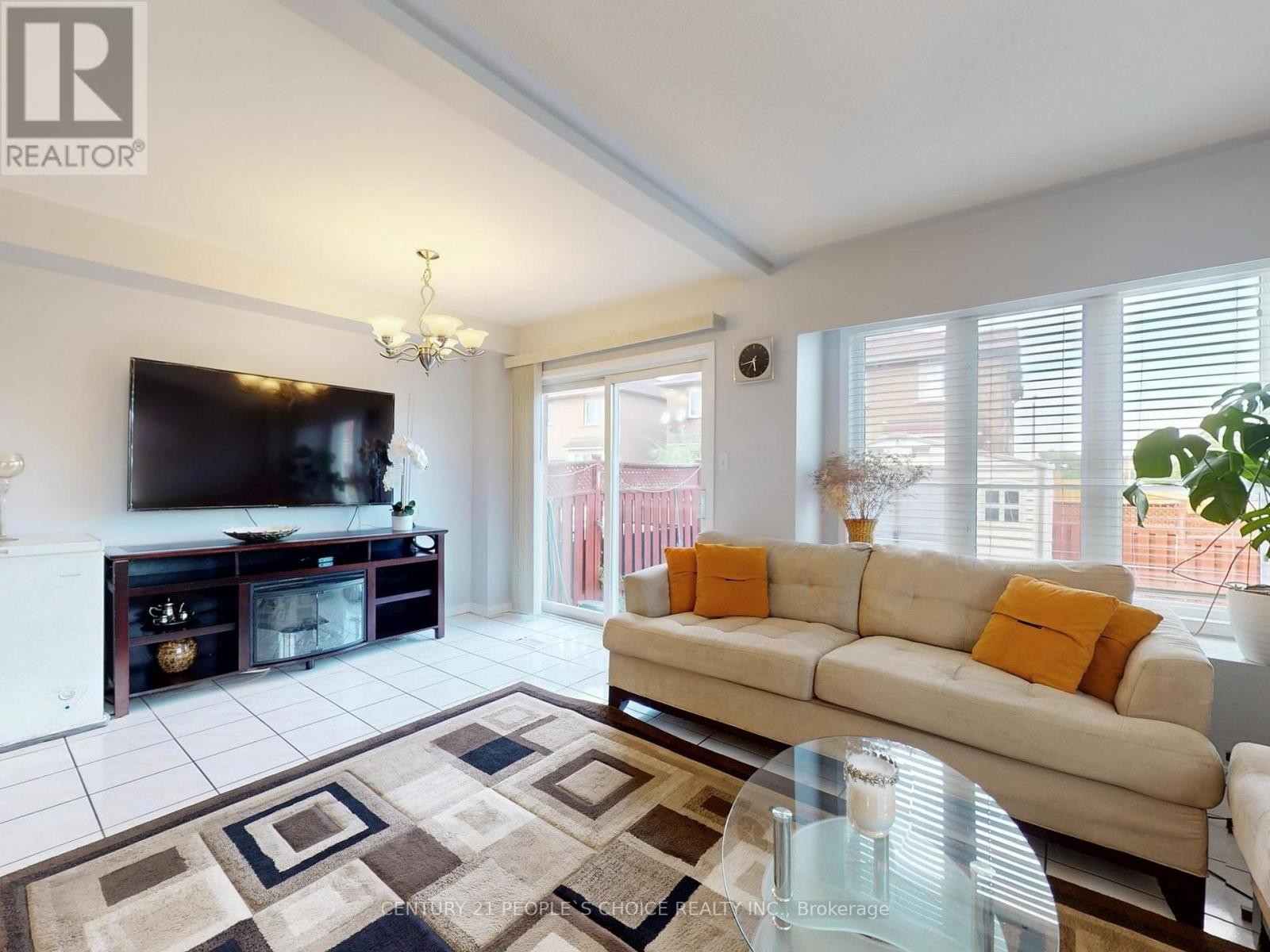 Photo 11 of 5998 Gant Crescent, Mississauga ON