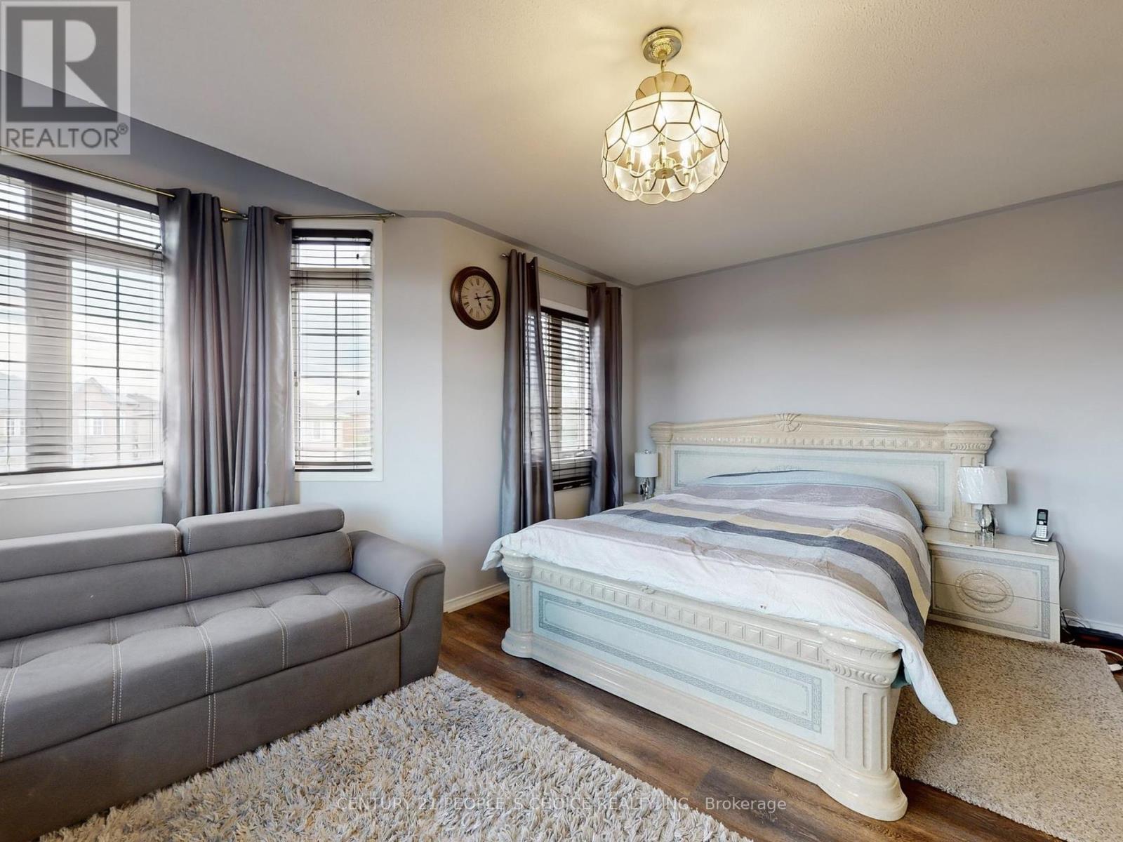 Photo 20 of 5998 Gant Crescent, Mississauga ON