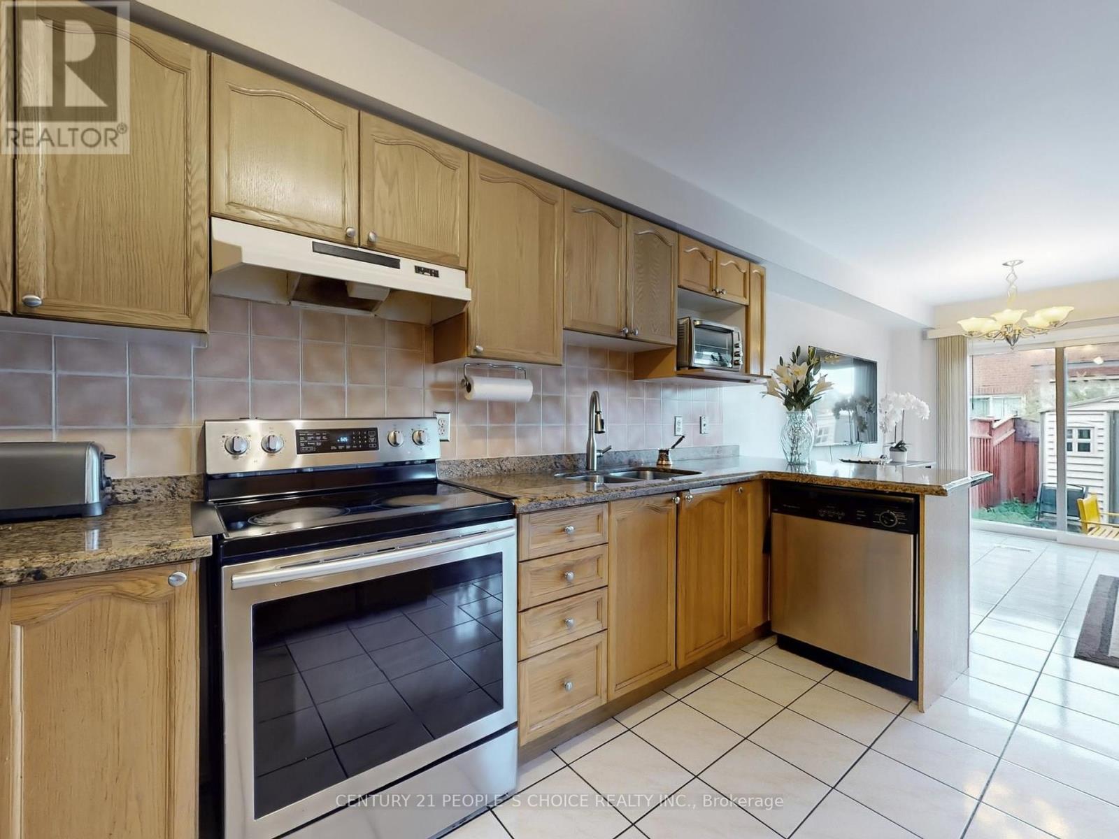 Photo 16 of 5998 Gant Crescent, Mississauga ON