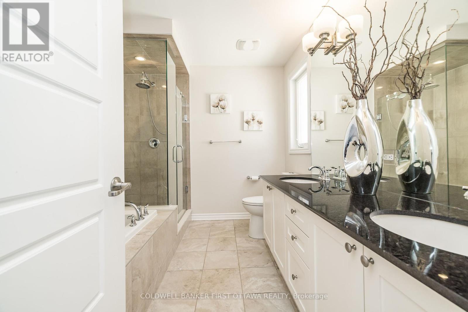 Photo 19 of 170 Flowing Creek Circle, Ottawa ON