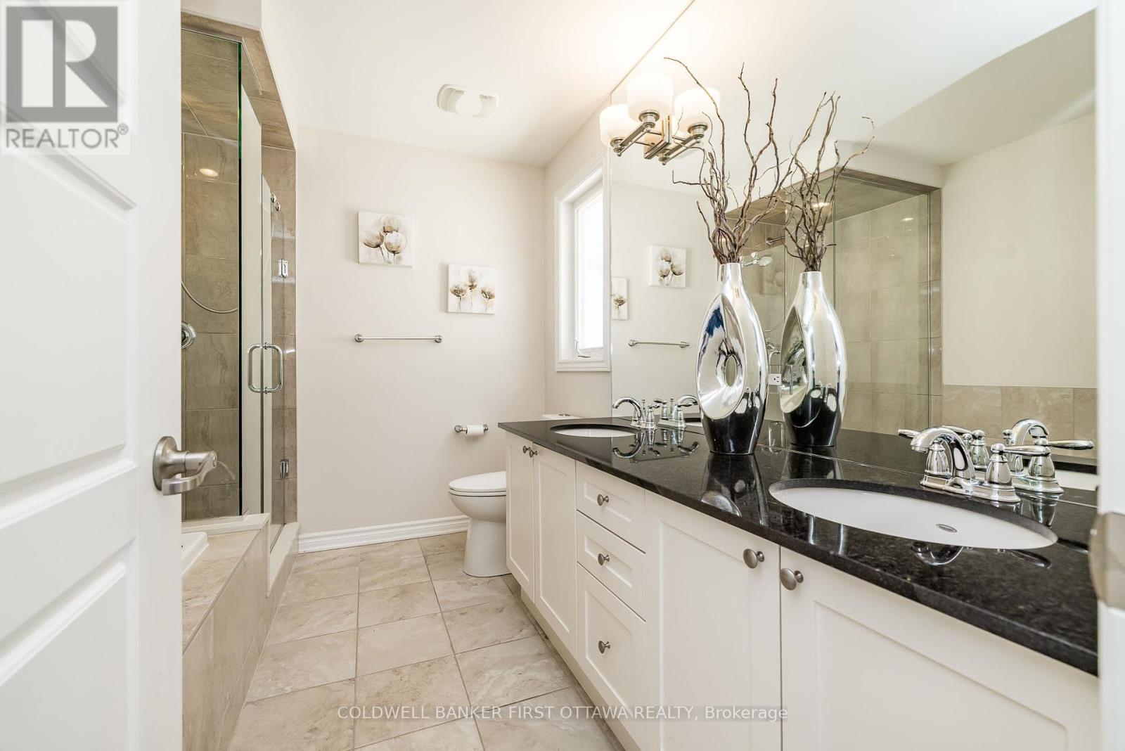 Photo 20 of 170 Flowing Creek Circle, Ottawa ON