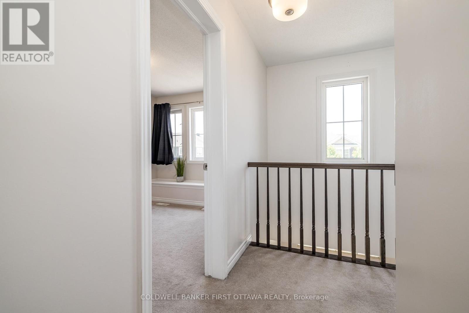 Photo 25 of 170 Flowing Creek Circle, Ottawa ON