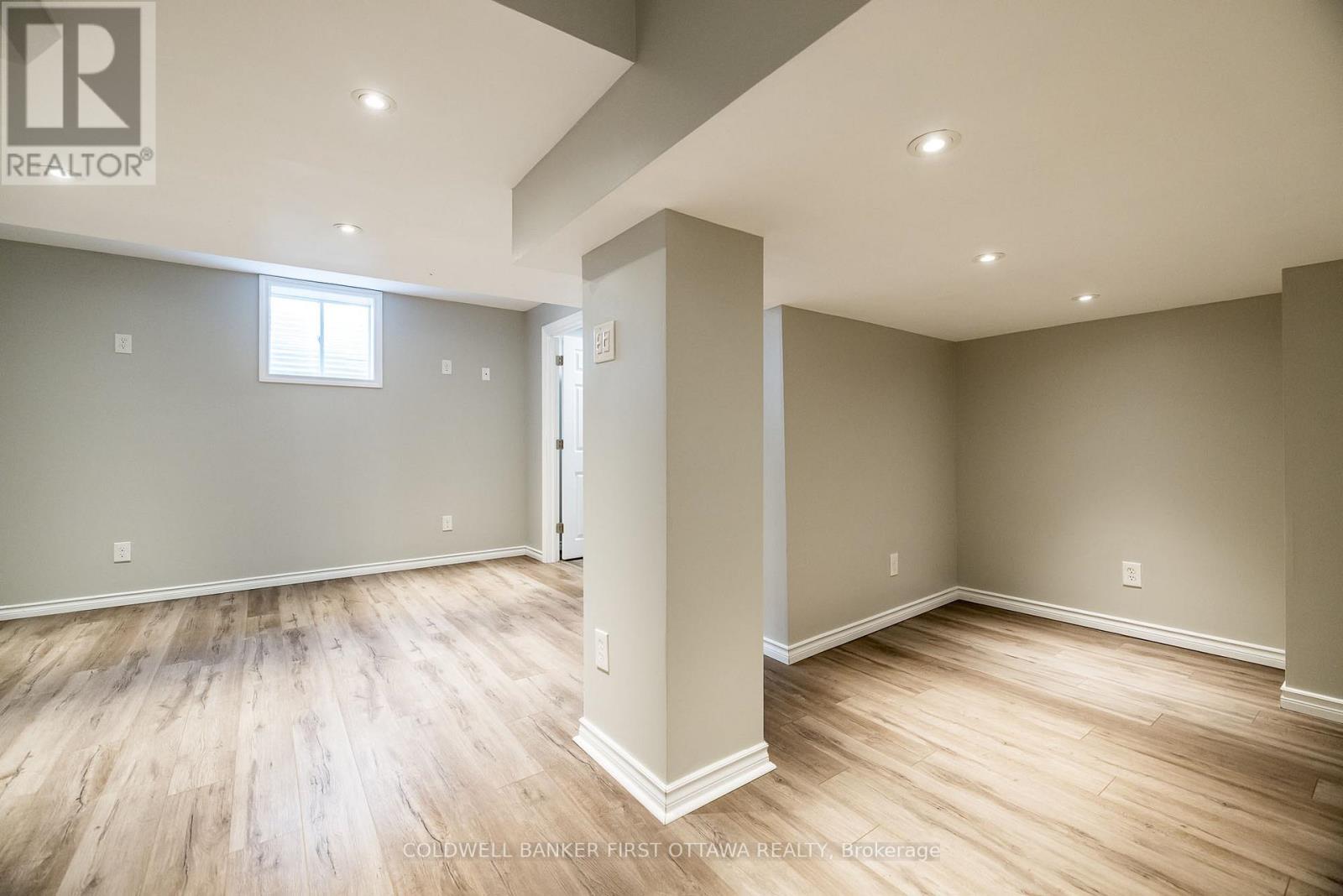 Photo 29 of 170 Flowing Creek Circle, Ottawa ON