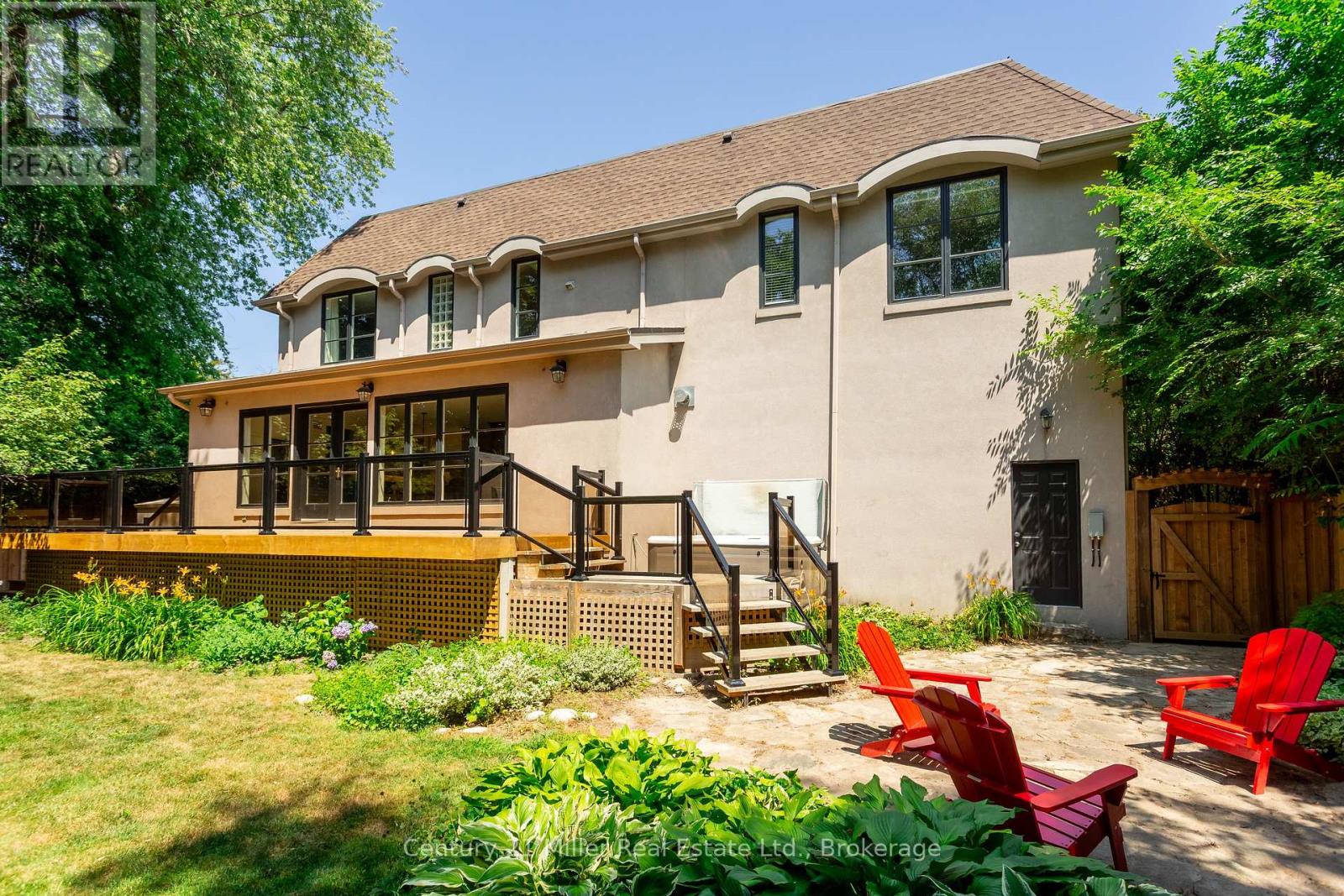 Photo 33 of 412 Maple Grove Drive, Oakville ON