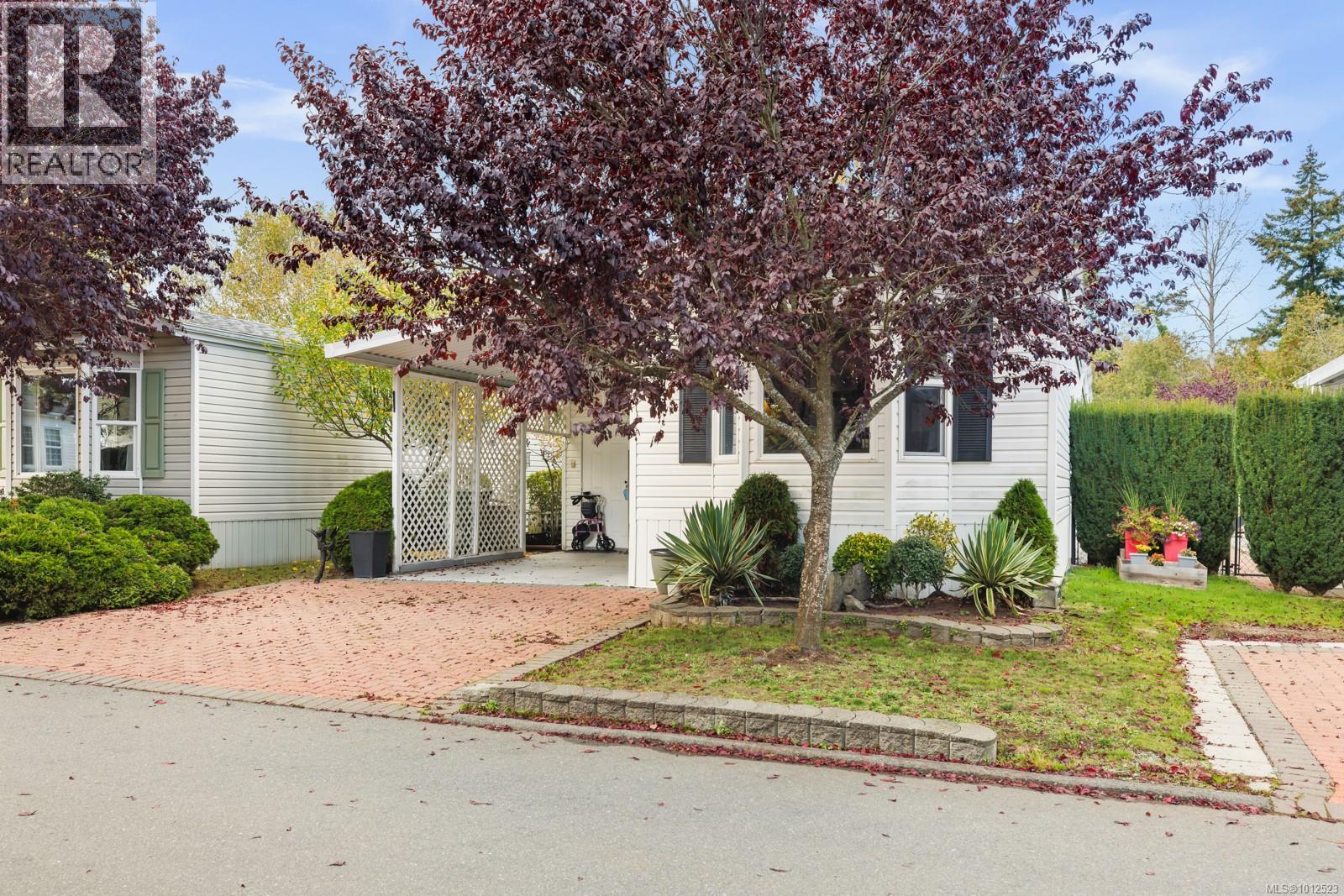 11 7401 Central Saanich Road, Central Saanich