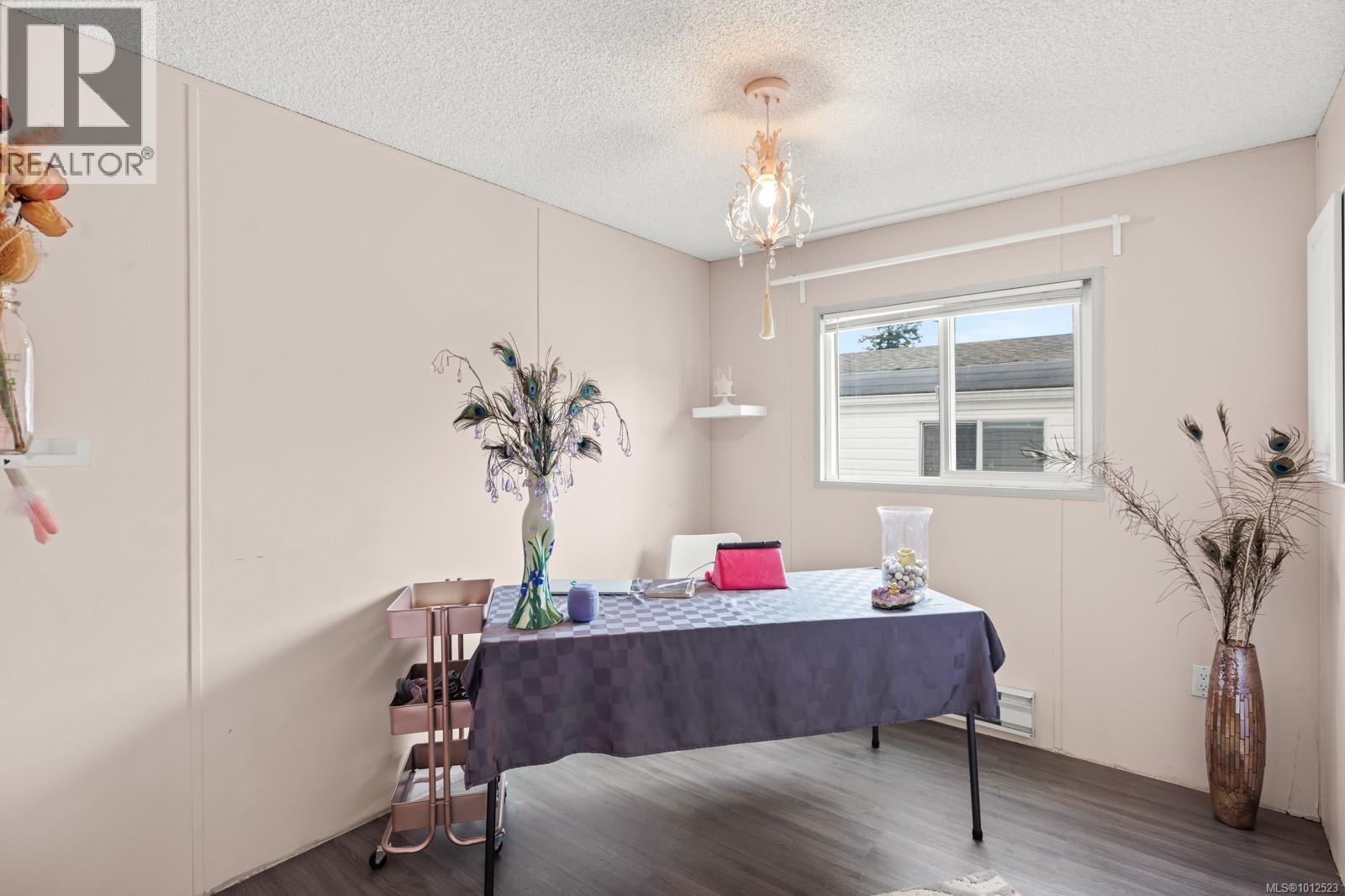 11 7401 Central Saanich Road, Central Saanich
