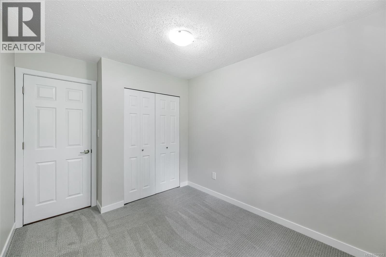 363 Kislingbury Lane, View Royal