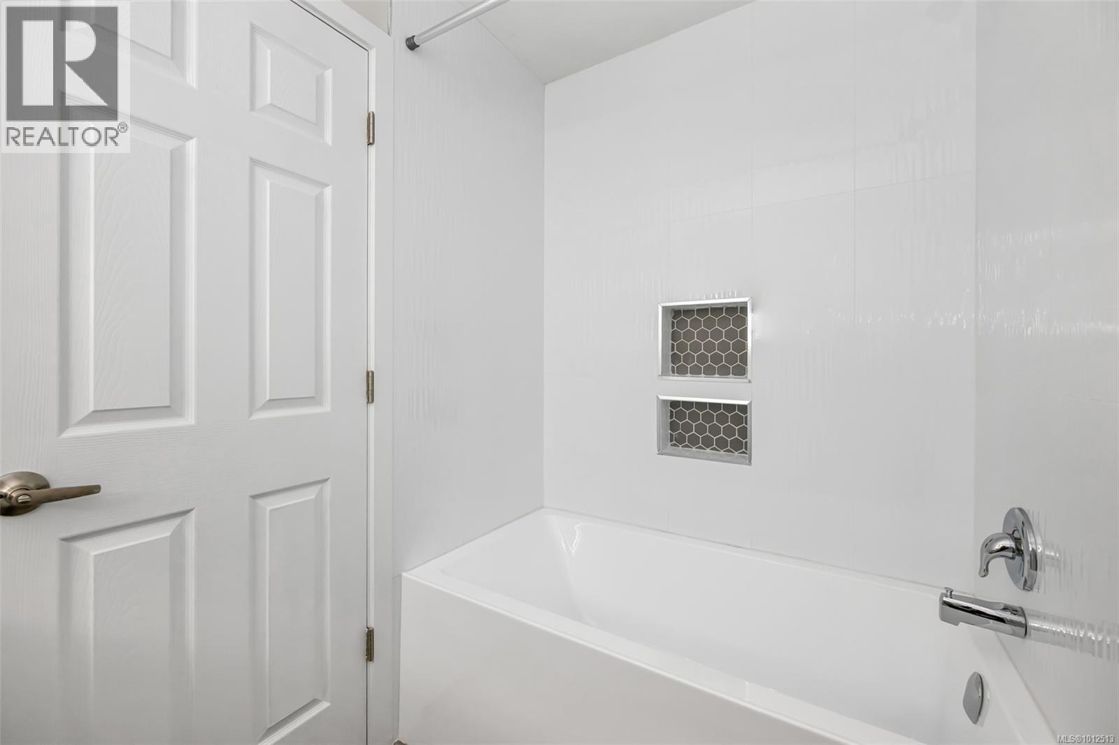 363 Kislingbury Lane, View Royal