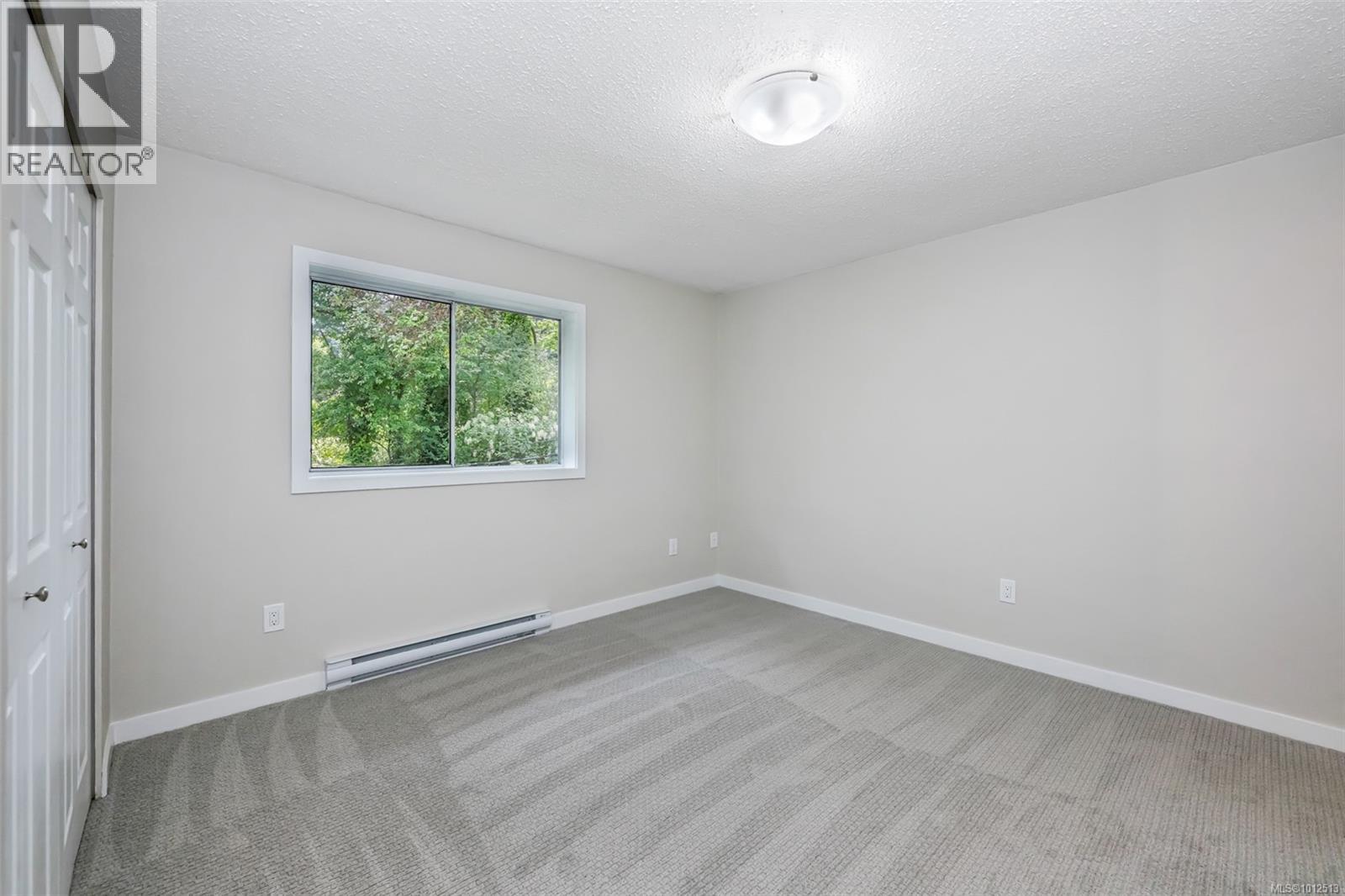 363 Kislingbury Lane, View Royal