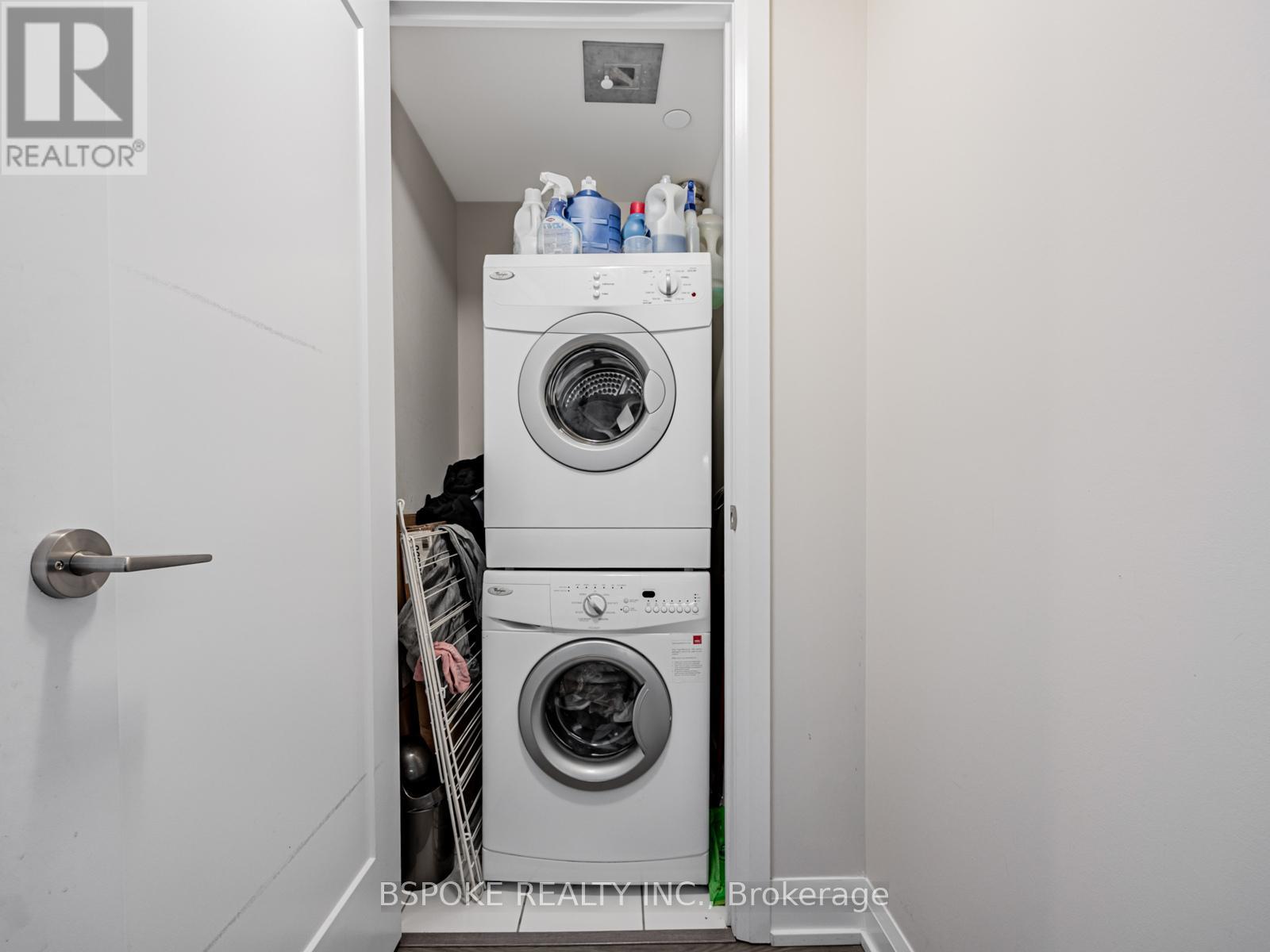 Photo 16 of 1701 18 Graydon Hall Drive, Toronto ON