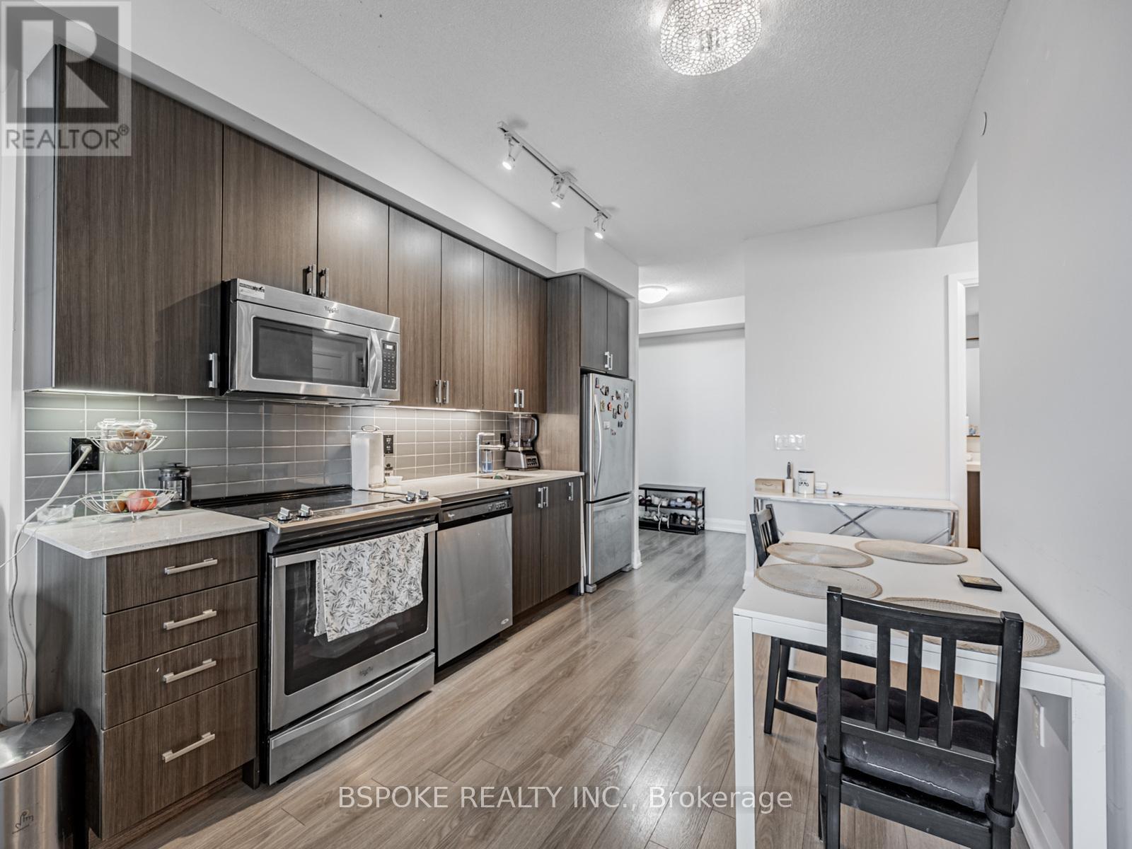 Photo 8 of 1701 18 Graydon Hall Drive, Toronto ON