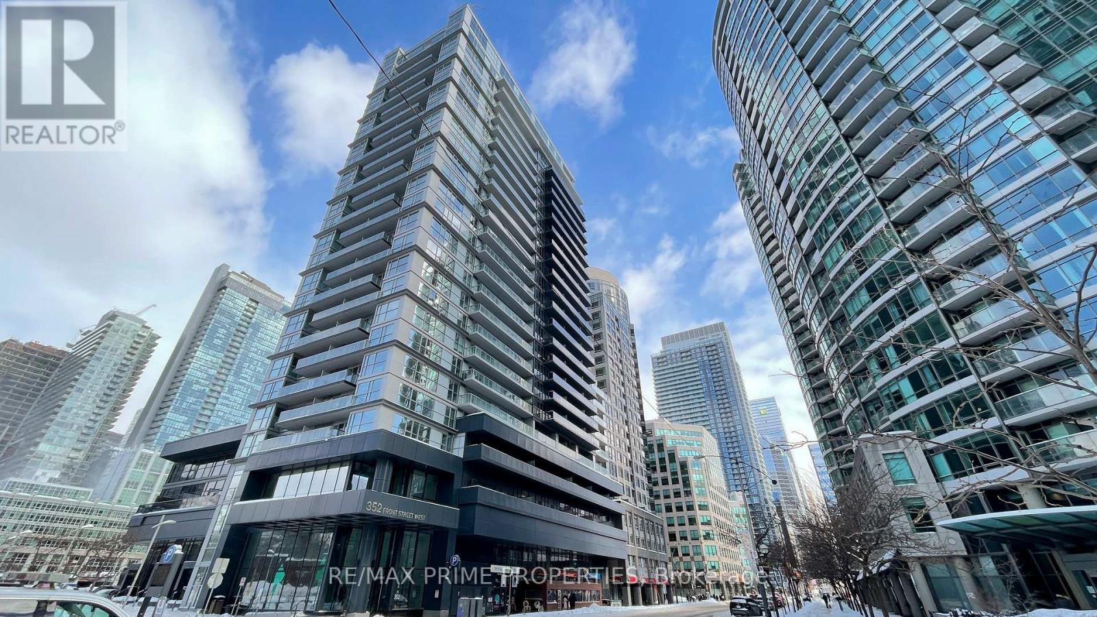 Photo 4 of 1116 352 Front Street W, Toronto ON