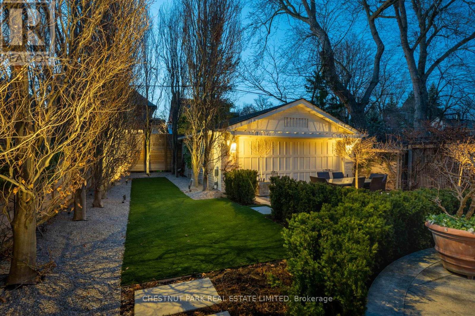 Photo 49 of 68 Rowanwood Avenue, Toronto ON