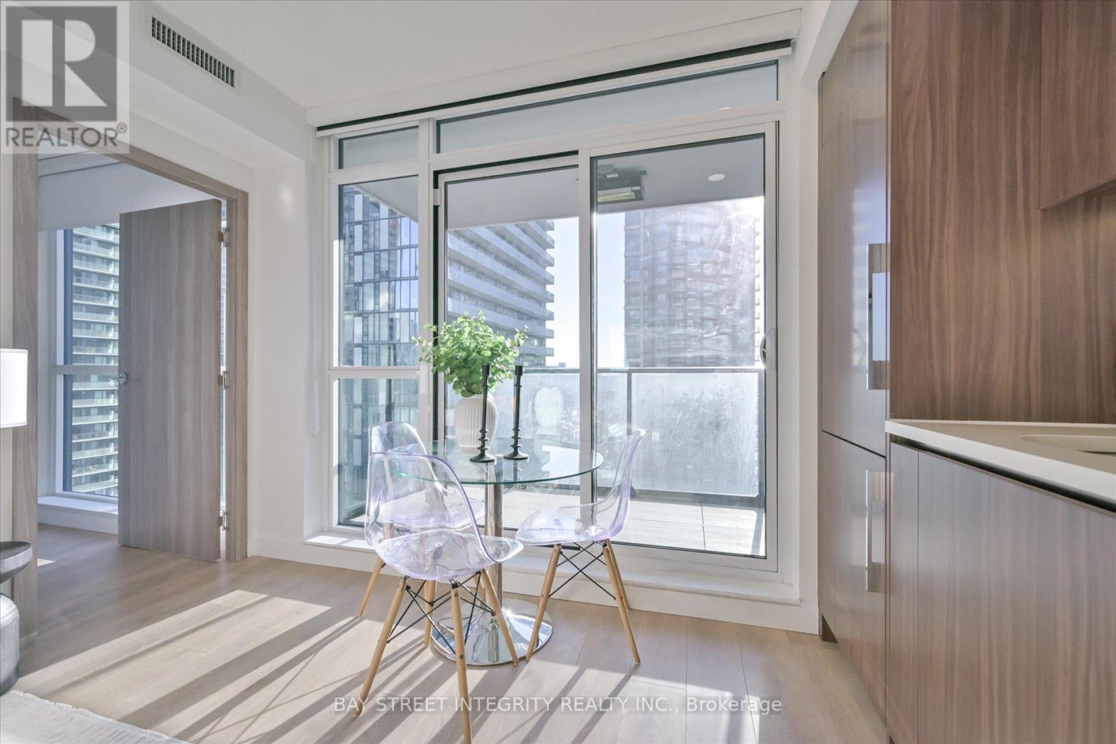 Photo 11 of 3507 38 Widmer Street, Toronto ON