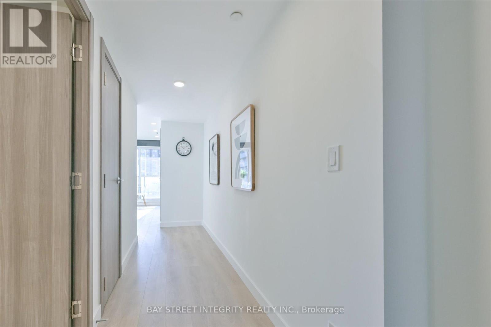 Photo 7 of 3507 38 Widmer Street, Toronto ON