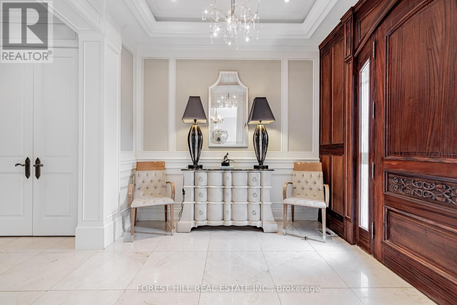 Photo 3 of 60 Hawksbury Drive, Toronto ON