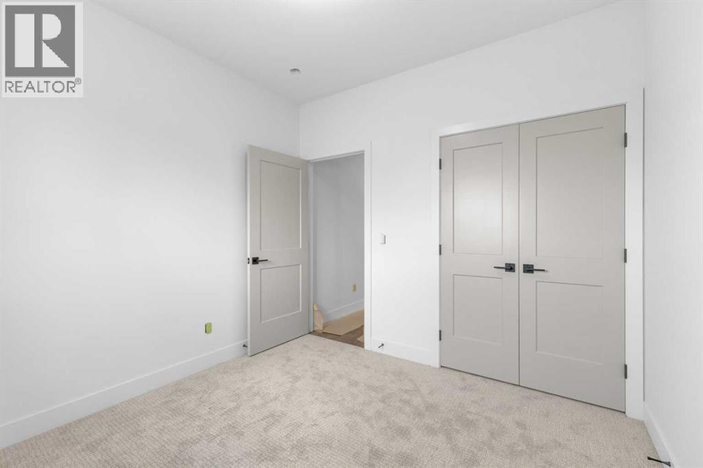 Single Family House Bungalow for Sale in  Everson Close Evergreen Red Deer 