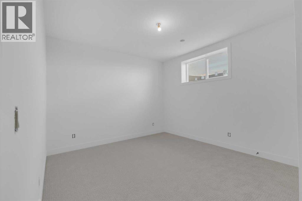 Single Family House Bungalow for Sale in  Everson Close Evergreen Red Deer 