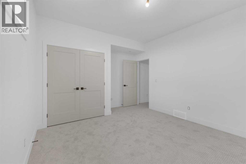 Single Family House Bungalow for Sale in  Everson Close Evergreen Red Deer 