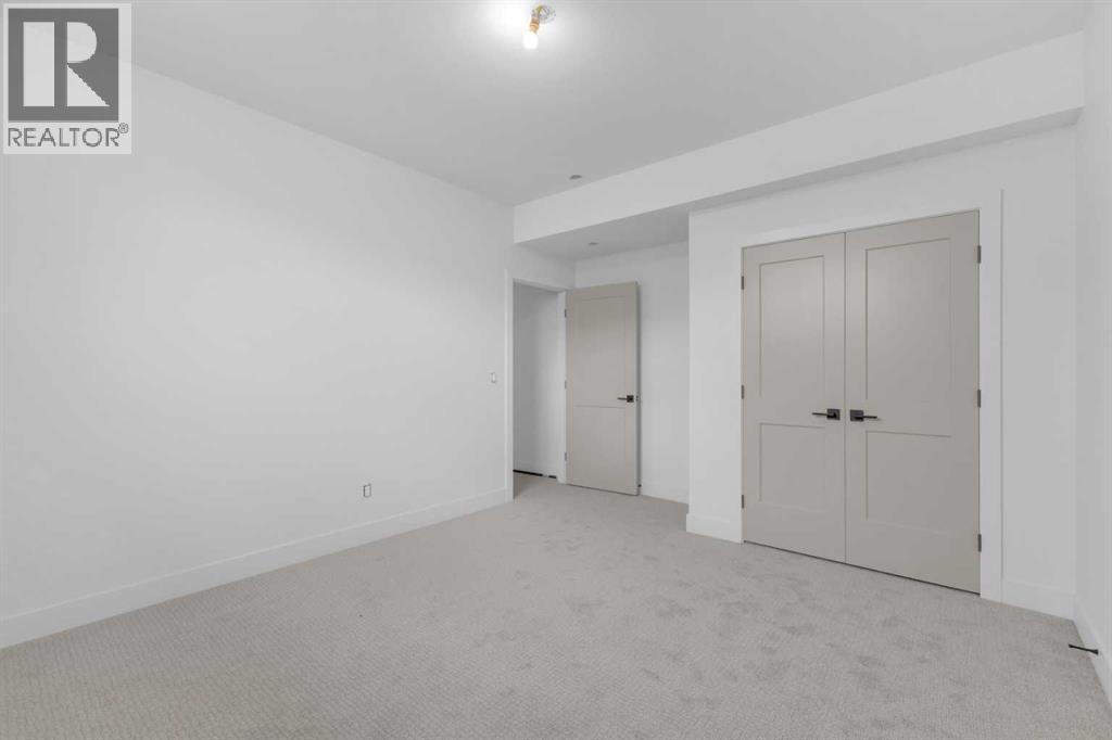Single Family House Bungalow for Sale in  Everson Close Evergreen Red Deer 
