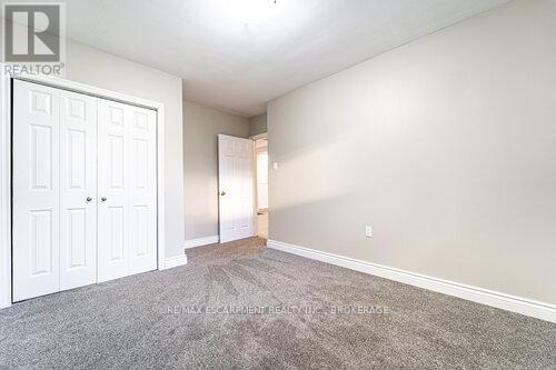 Photo 6 of Upper 46 Cloke Court, Hamilton ON