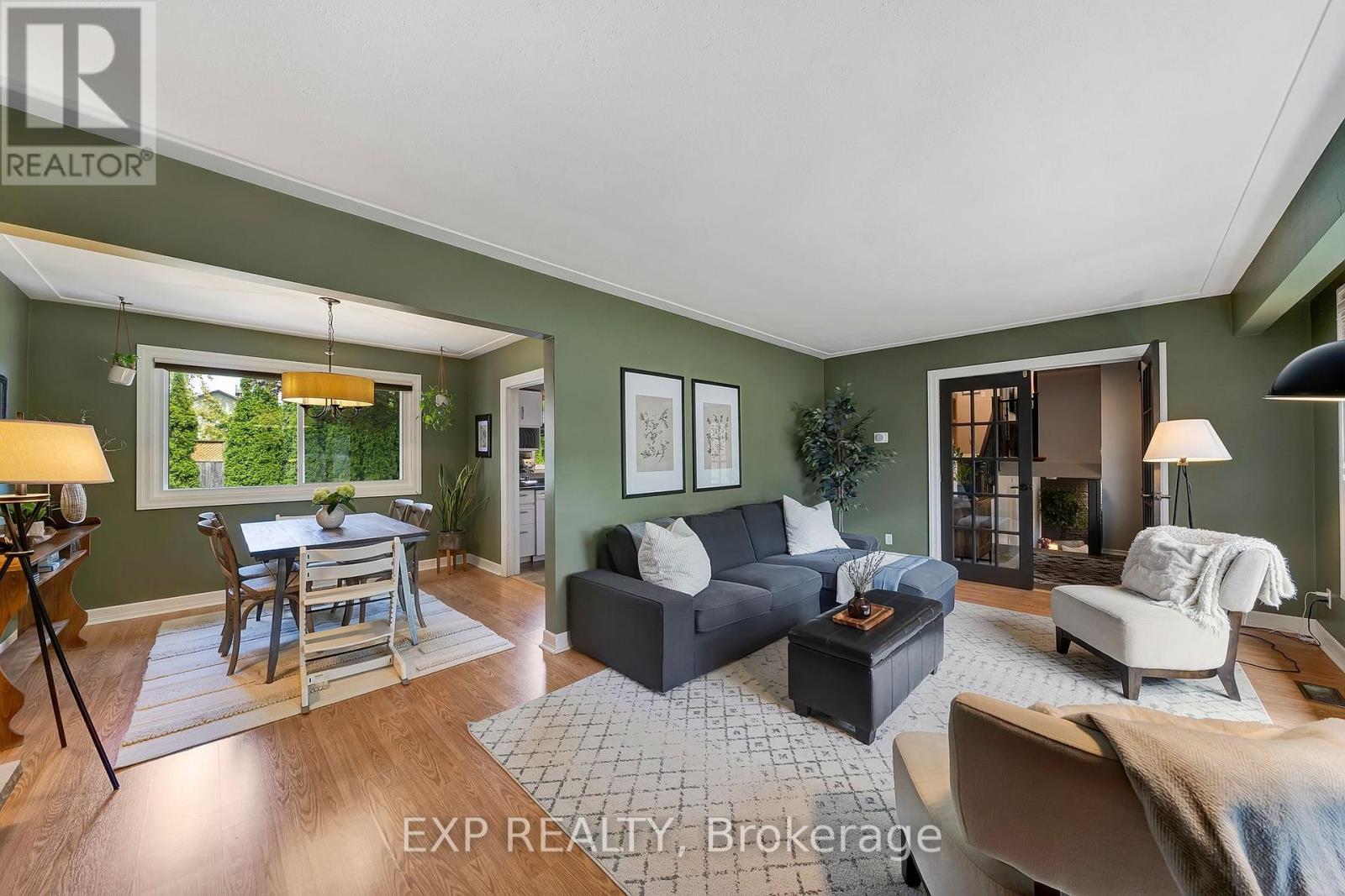 Photo 26 of 7 Redwood Drive, Grimsby ON