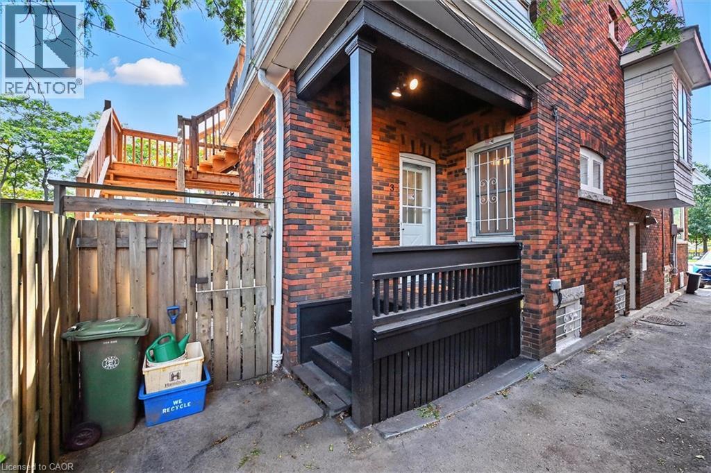 Photo 36 of 1047 Main Street E, Hamilton ON