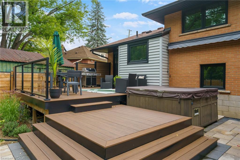 Photo 42 of 49 Ann Street, Dundas ON