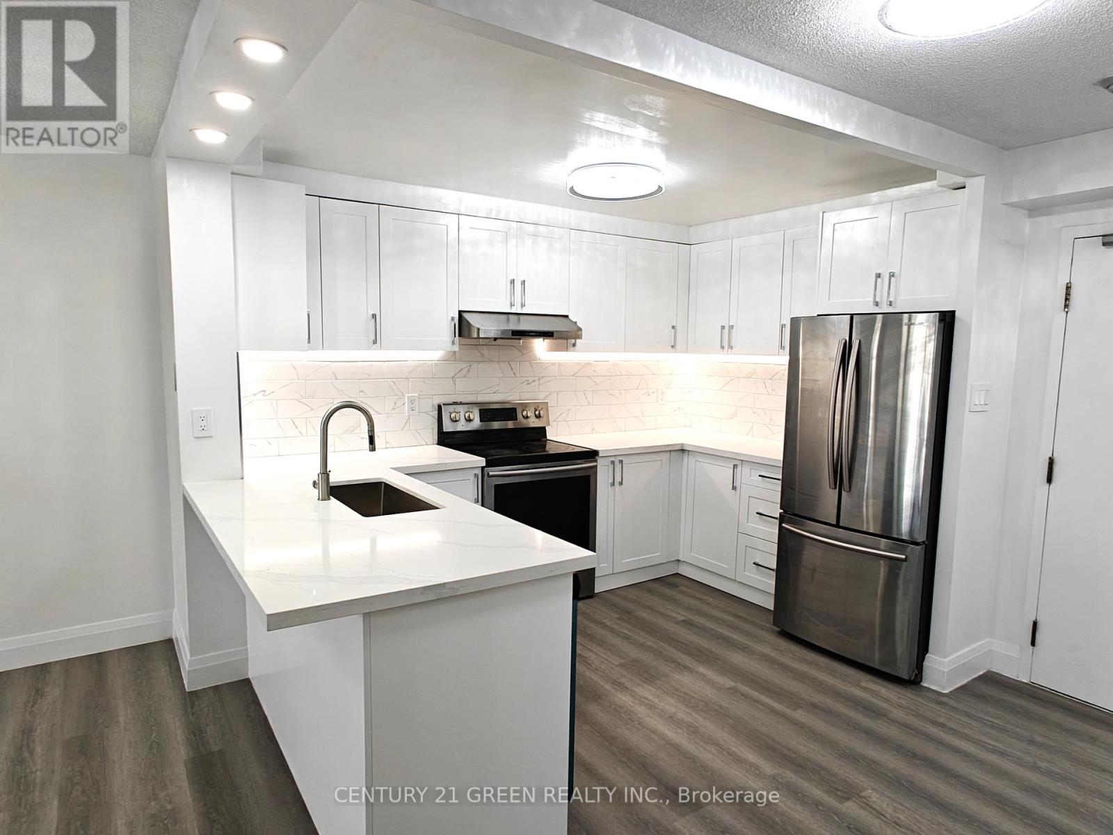 Photo 12 of 1206 4 Park Vista, Toronto ON
