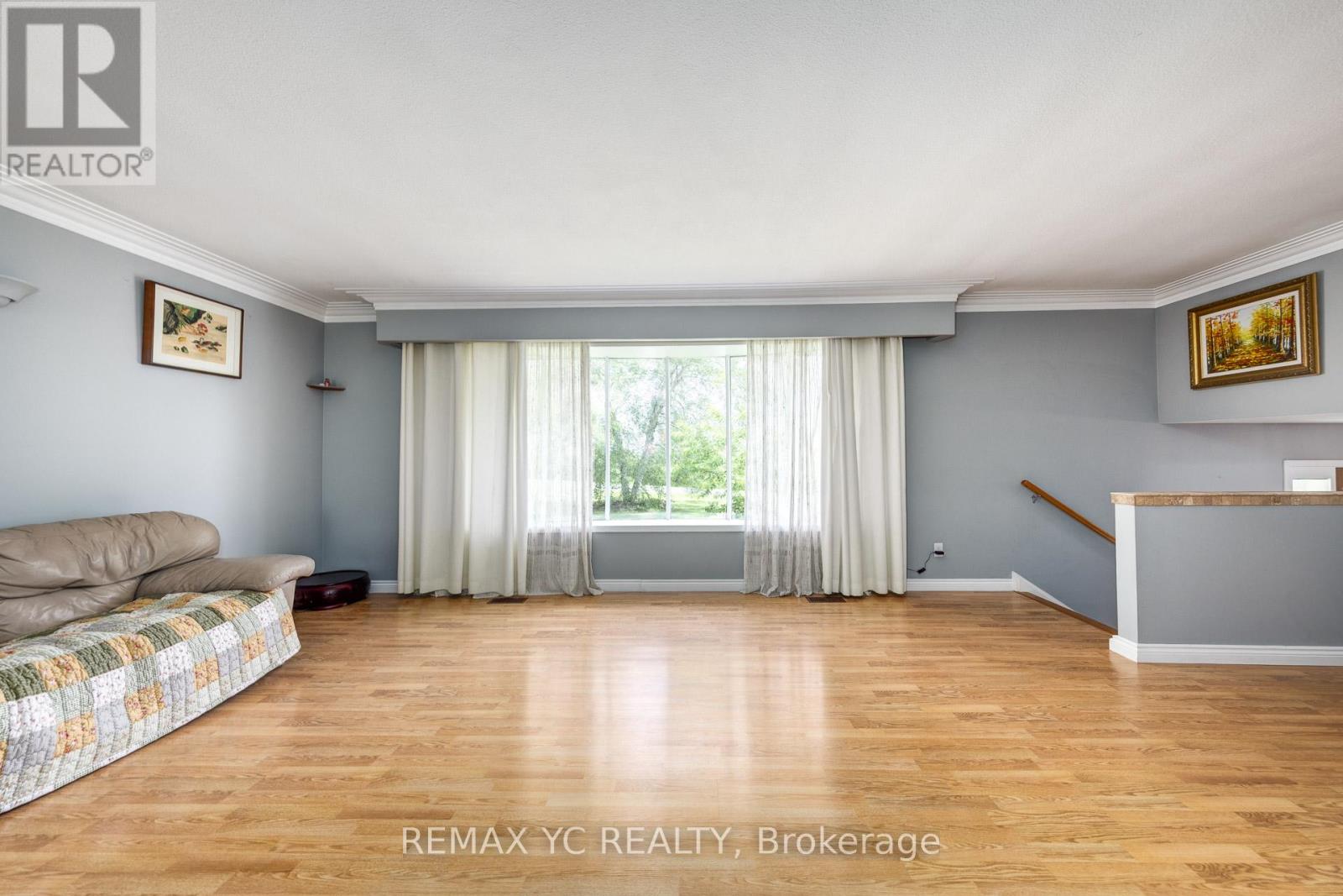 Photo 11 of 4106 Grandview Street N, Oshawa ON