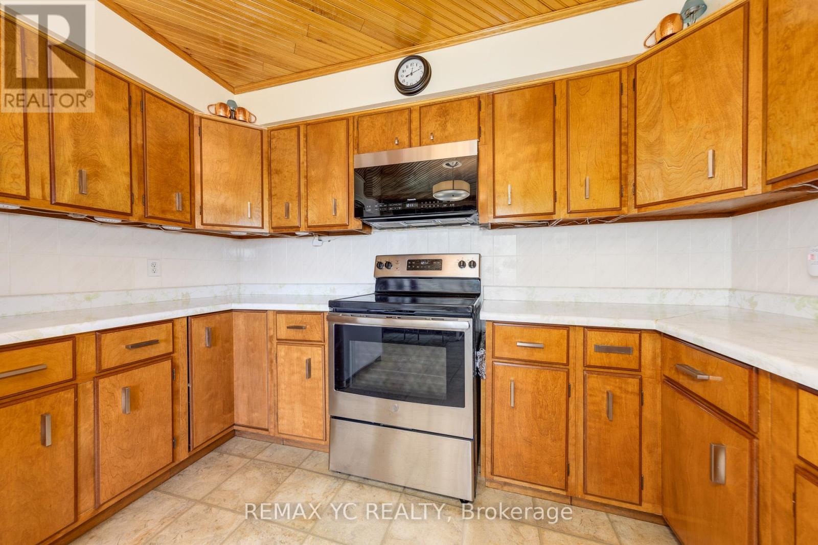 Photo 15 of 4106 Grandview Street N, Oshawa ON