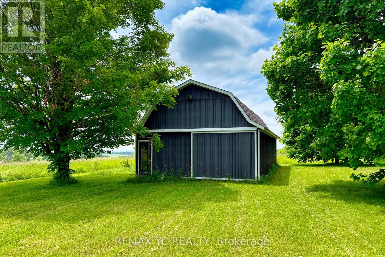 Photo 35 of 4106 Grandview Street N, Oshawa ON