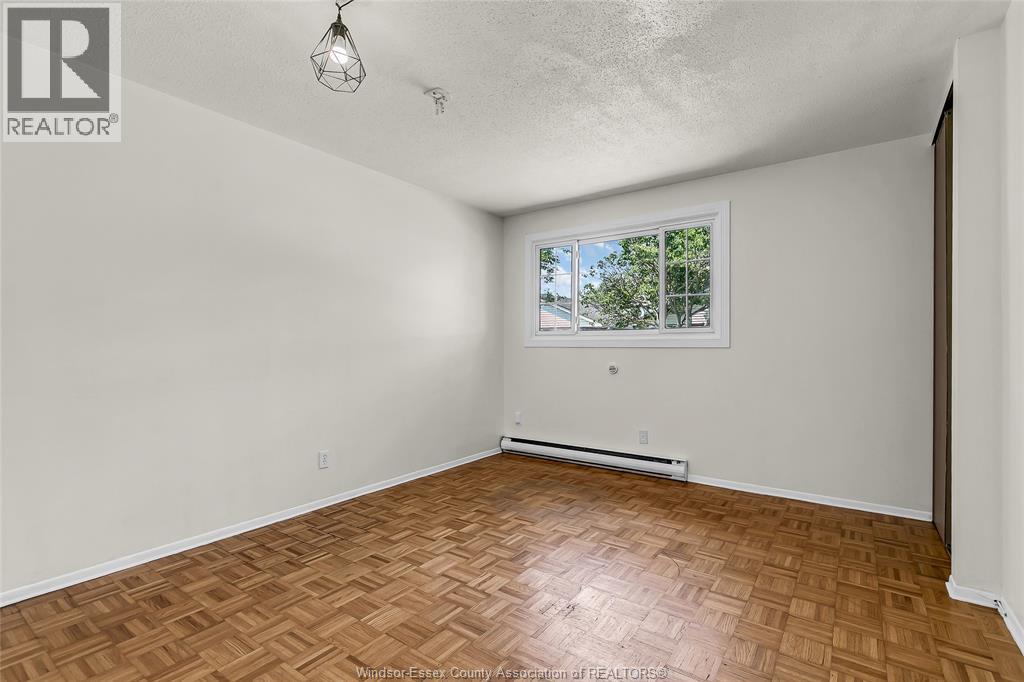 Photo 13 of 1366 Bayswater Crescent, Windsor ON