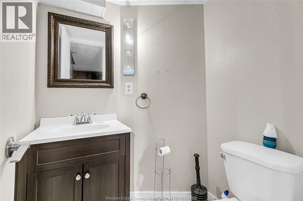 Photo 18 of 1366 Bayswater Crescent, Windsor ON