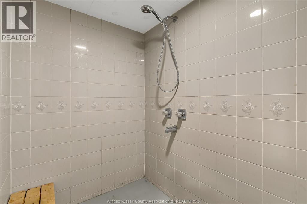 Photo 23 of 1366 Bayswater Crescent, Windsor ON