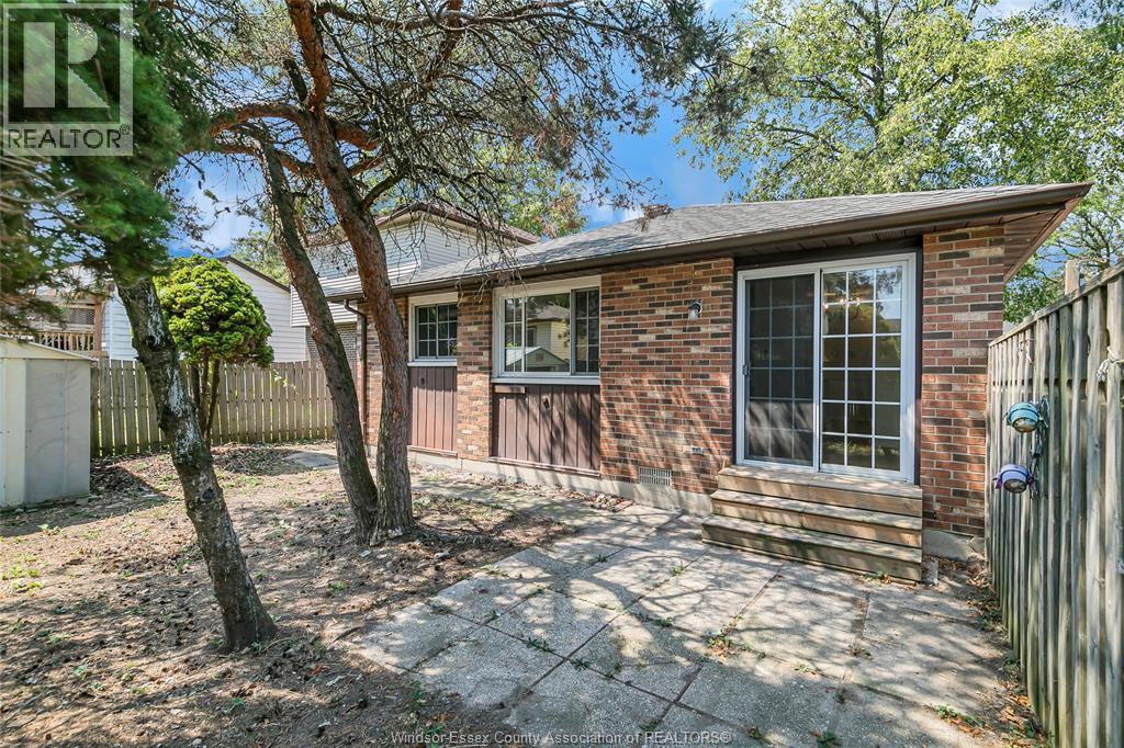 Photo 25 of 1366 Bayswater Crescent, Windsor ON