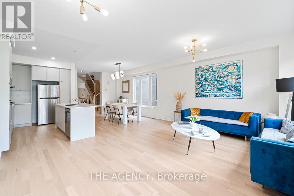 Photo 15 of 52 Velvet Drive, Whitby ON