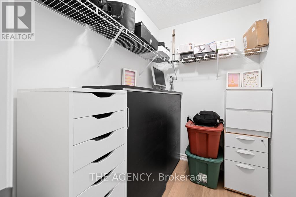 Photo 22 of 52 Velvet Drive, Whitby ON