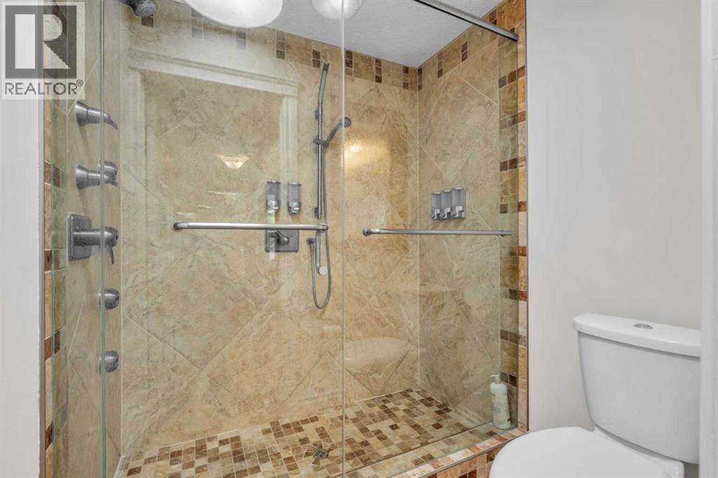 Photo 21 of 203 Edgeland Road Nw, Calgary AB