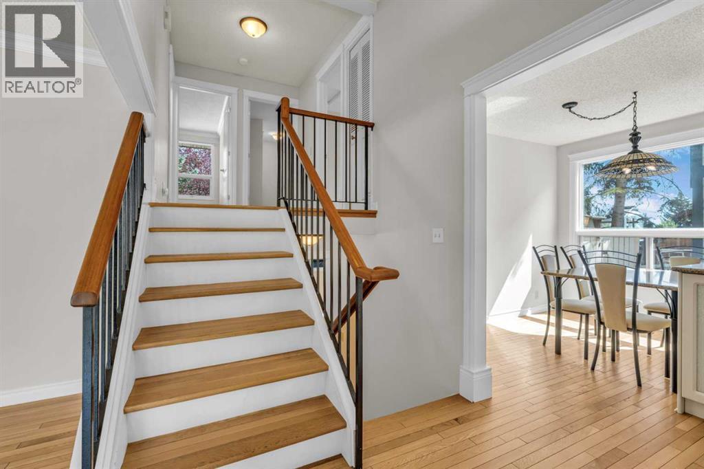 Photo 6 of 203 Edgeland Road Nw, Calgary AB