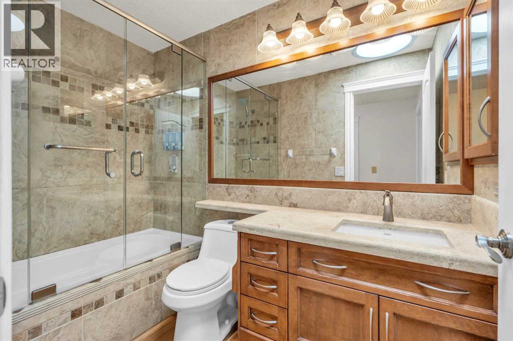 Photo 26 of 203 Edgeland Road Nw, Calgary AB